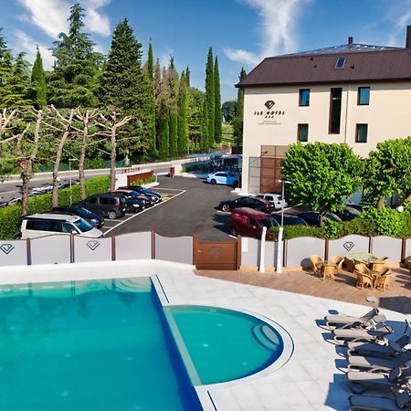 Ile Hotel ペスキエーラ・デル・ガルダ エクステリア 写真